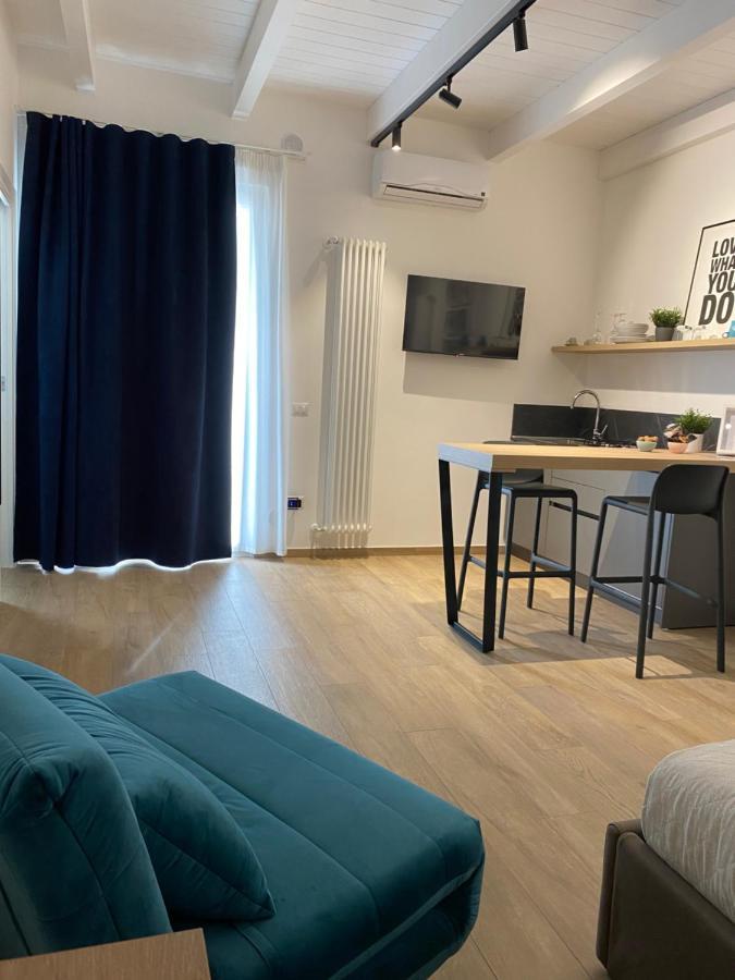 Run House 07 Rooms & Apartments Cassano delle Murge Exterior photo