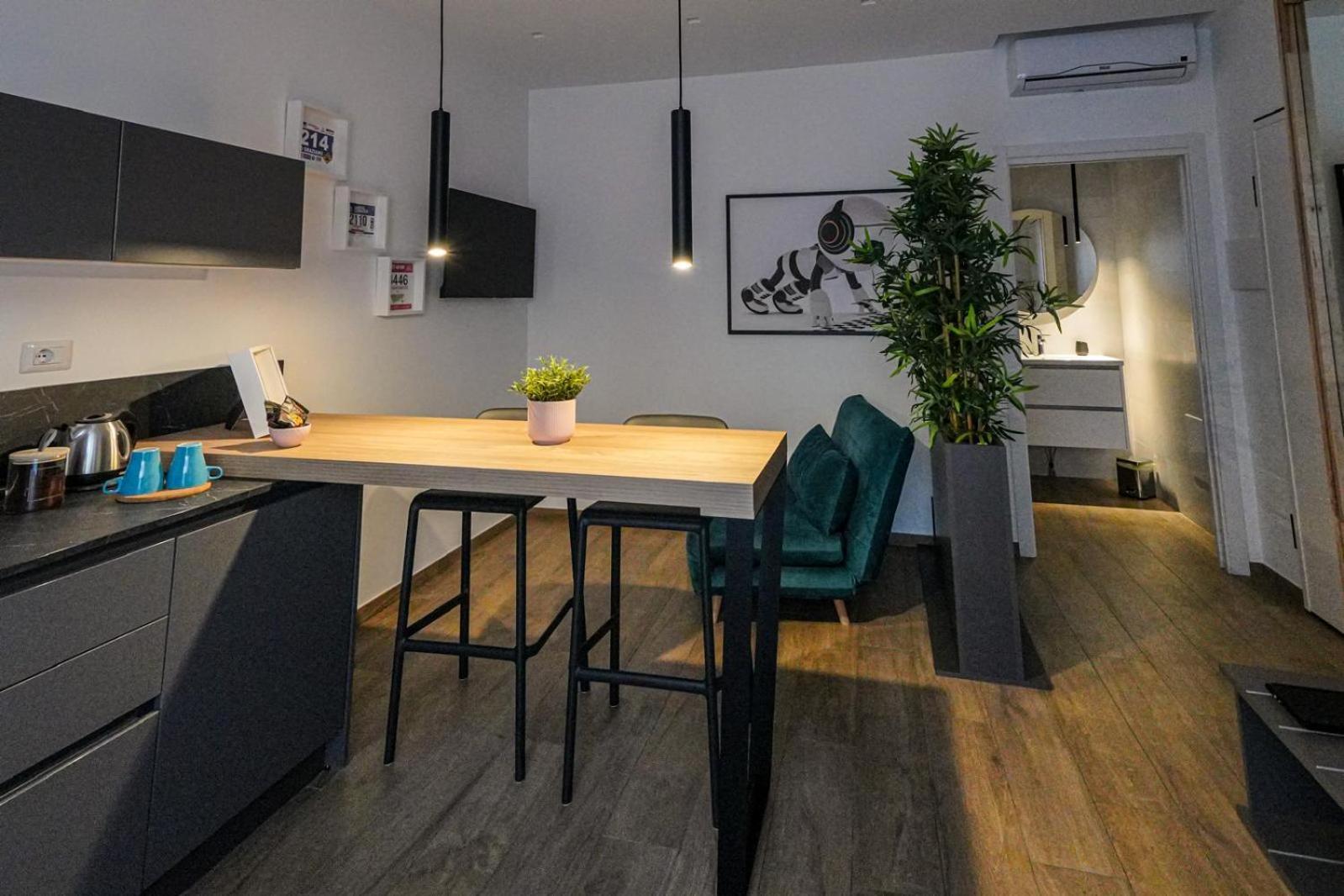 Run House 07 Rooms & Apartments Cassano delle Murge Exterior photo